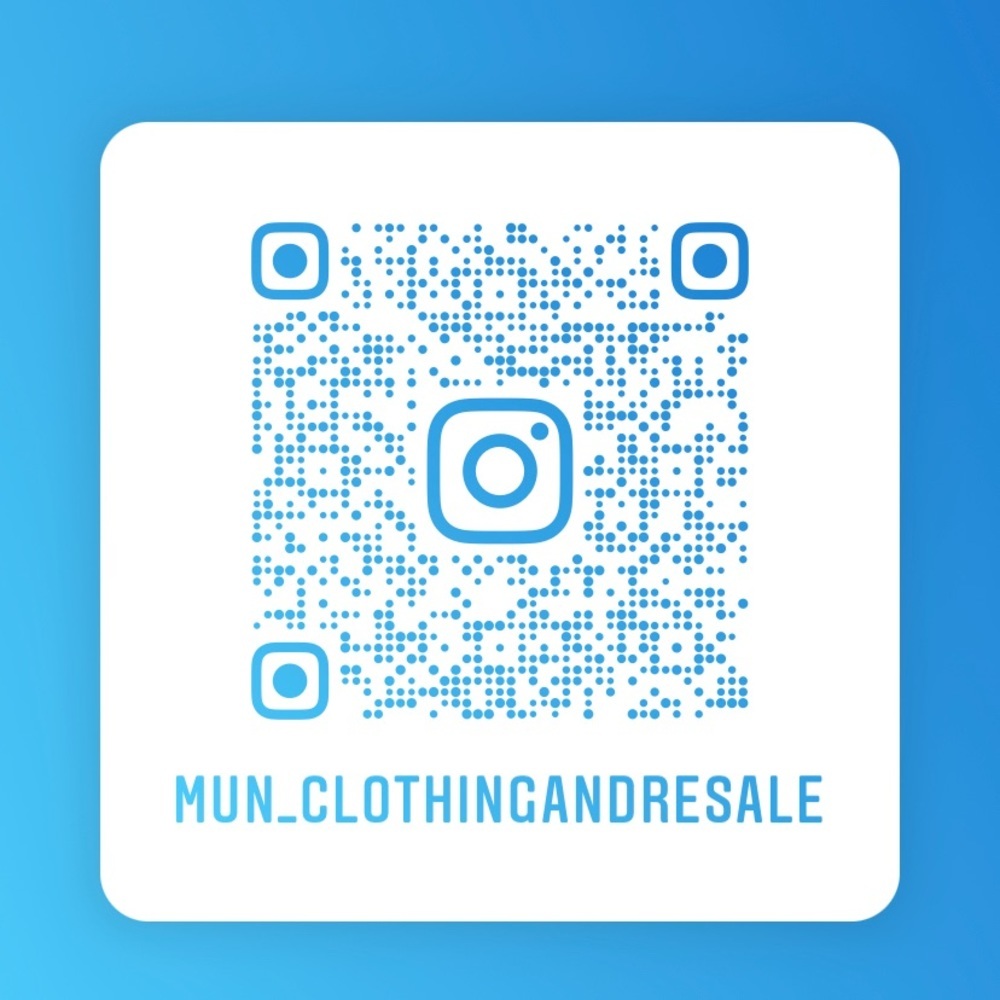 Follow me @mun_clothingandresale or @britmontes